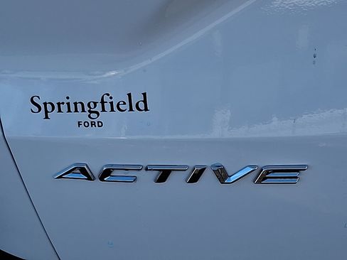 Used 2025 Ford Escape Active image 31