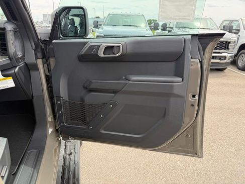 New 2026 Ford Bronco Outer Banks AWD/4WD image 18