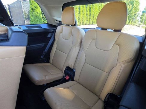 Used 2016 Volvo XC90 T6 Inscription AWD/4WD image 11