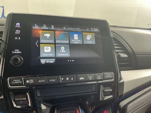 Certified 2023 Honda Odyssey Touring image 28