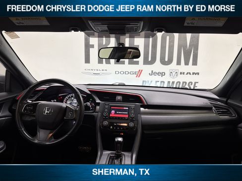Used 2017 Honda Civic Sport image 11