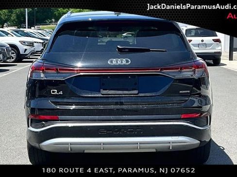 Used 2023 Audi Q4 e-tron Premium w/ Convenience Package AWD/4WD image 4