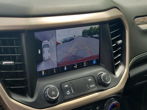 Used 2023 GMC Acadia Denali w/ Denali Ultimate Package AWD/4WD image 27