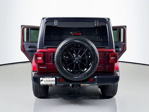 Used 2022 Jeep Wrangler Unlimited Sahara w/ Cold Weather Group image 28