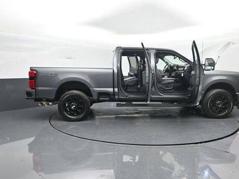 New 2026 Ford F350 Lariat w/ Black Appearance Package image 37