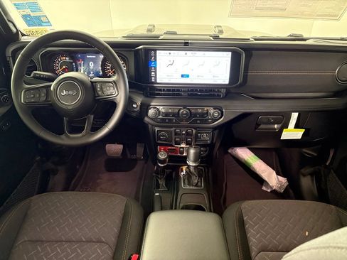 New 2026 Jeep Gladiator Mojave AWD/4WD image 37