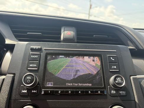Used 2019 Honda Civic LX image 17