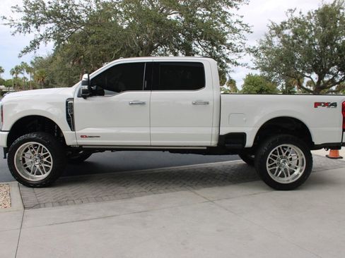 Used 2024 Ford F350 Platinum image 2