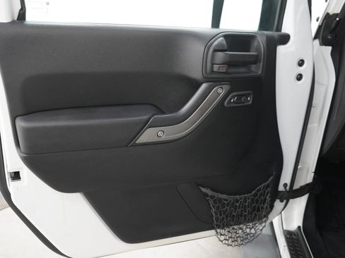 Used 2013 Jeep Wrangler Unlimited Sport AWD/4WD image 20