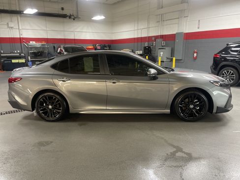 Certified 2026 Toyota Camry SE w/ Convenience Package FWD image 11