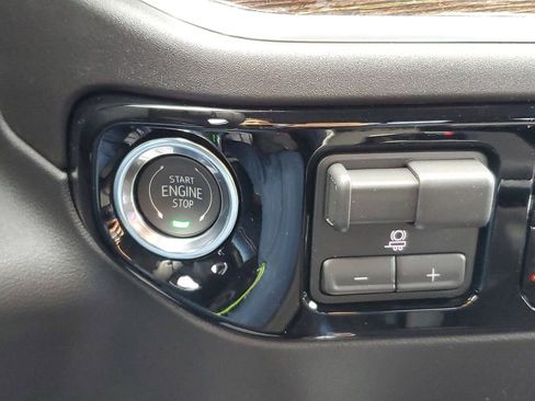 New 2026 GMC Sierra 1500 Elevation image 27