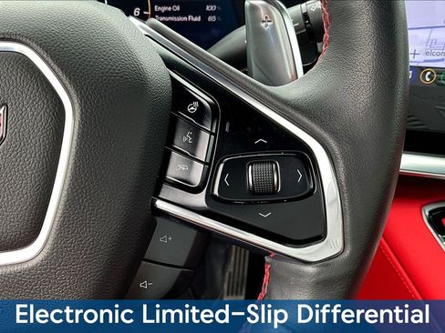 Used 2021 Chevrolet Corvette Stingray Preferred Cpe w/ Z51 Performance Package RWD image 12
