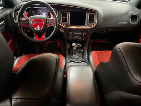 Used 2018 Dodge Charger R/T Scat Pack image 10