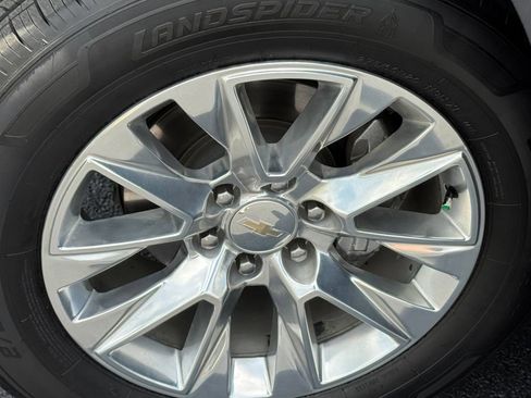 Used 2023 Chevrolet Tahoe Premier AWD/4WD image 13