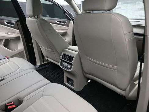 New 2026 Volkswagen Atlas SEL image 25