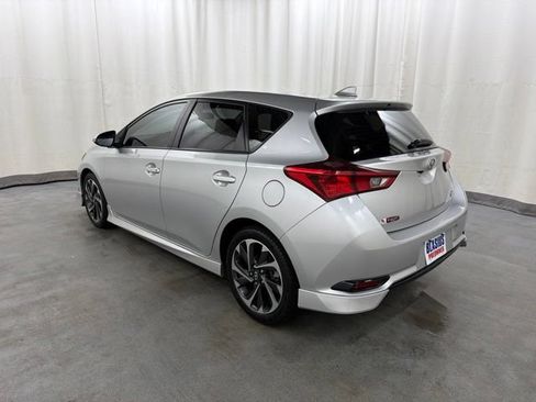 Used 2016 Scion iM FWD image 4