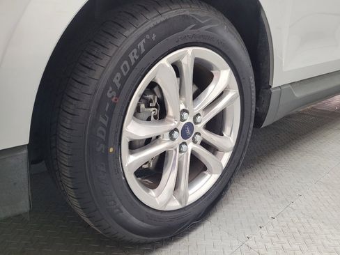 Used 2016 Ford Edge SEL w/ Equipment Group 201A FWD image 31