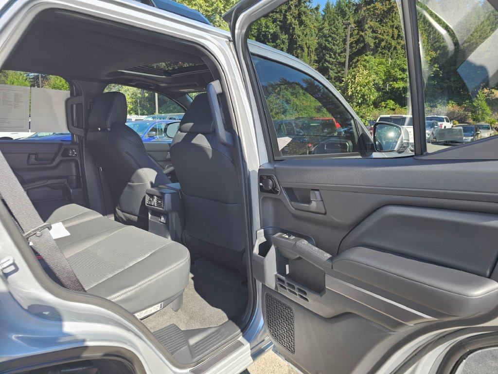 Used 2026 Toyota 4Runner TRD Sport Premium AWD/4WD image 16