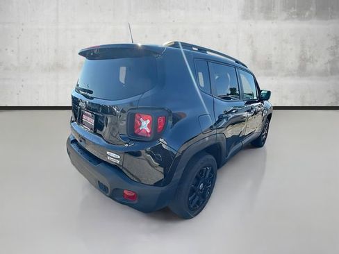 Used 2022 Jeep Renegade Latitude image 5