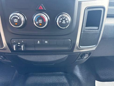 Used 2016 RAM 2500 SLT AWD/4WD image 22
