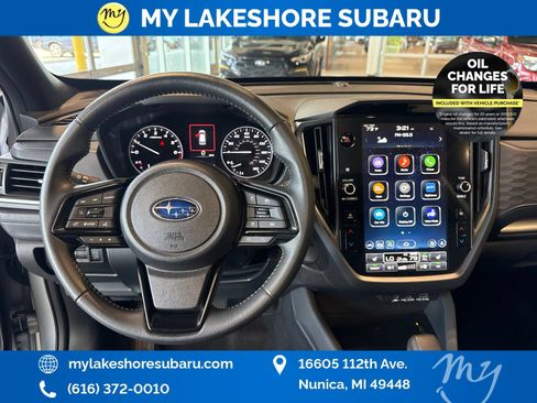 Certified 2025 Subaru Forester Premium AWD/4WD image 17