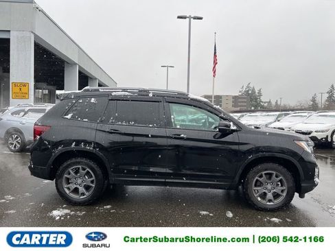 Used 2024 Honda Passport TrailSport image 1