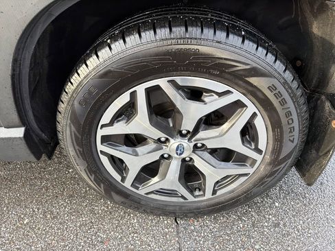 Certified 2023 Subaru Forester Premium image 13
