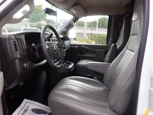 Used 2020 GMC Savana 2500 w/ Driver Convenience Package RWD image 15