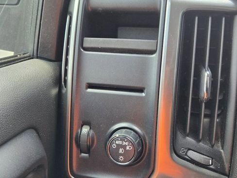 Used 2018 Chevrolet Silverado 1500 LT w/ All Star Edition RWD image 11