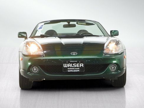 Used 2003 Toyota MR2 RWD image 8