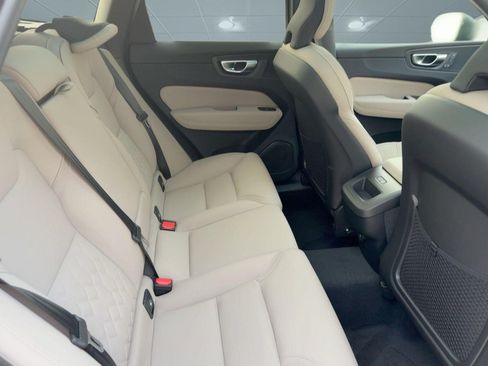 Certified 2026 Volvo XC60 B5 Core w/ Climate Package AWD/4WD image 29