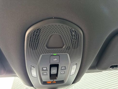 New 2025 Porsche Panamera 4 image 18