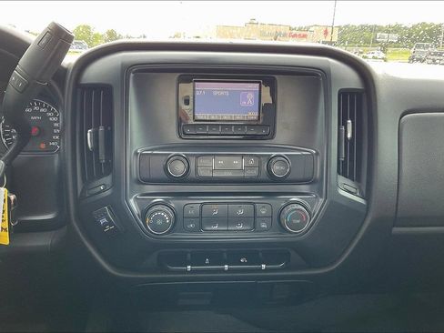 Used 2014 Chevrolet Silverado 1500 W/T w/ WT Convenience Package AWD/4WD image 18