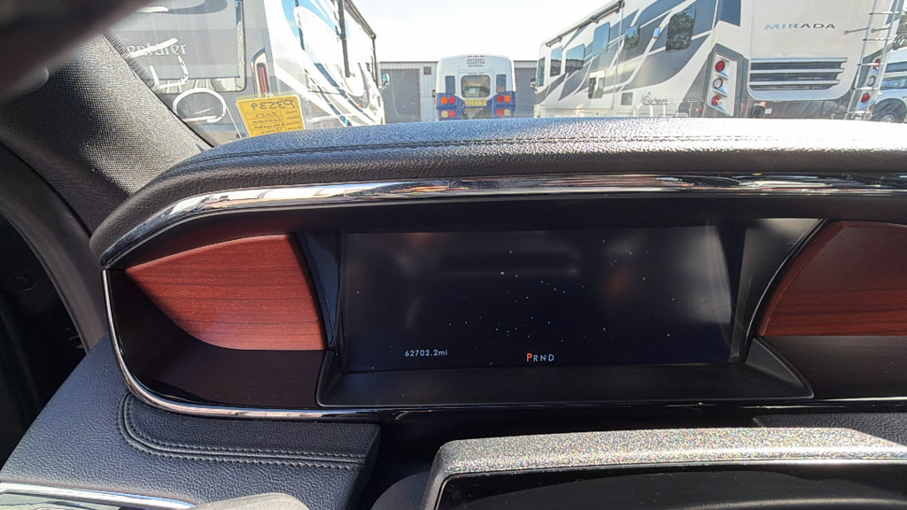 Used 2023 Lincoln Navigator Reserve RWD image 18