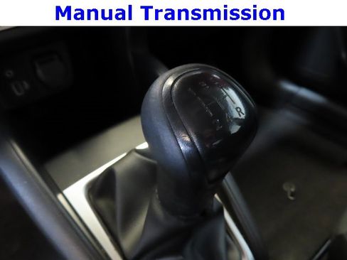 Used 2023 Nissan Versa S image 5