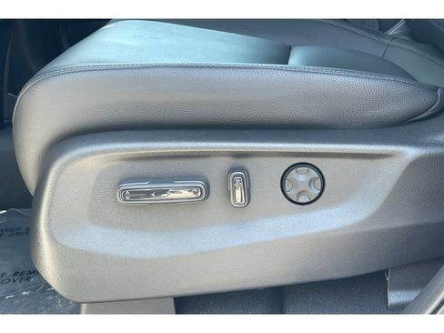 Certified 2026 Honda Odyssey EX-L image 13