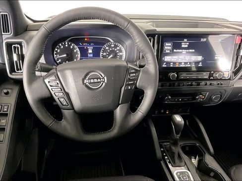 New 2026 Nissan Frontier SV w/ All-Weather Content Package AWD/4WD image 18