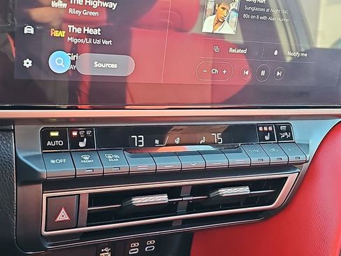 Used 2025 Toyota Camry XSE image 17