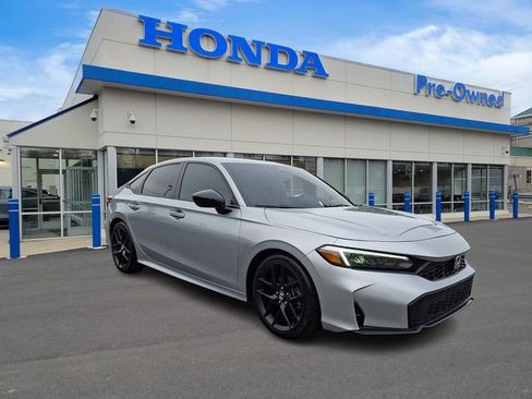 Used 2025 Honda Civic Sport image 3