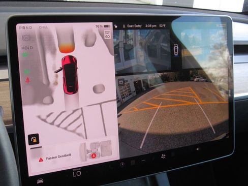 Used 2024 Tesla Model Y Long Range image 30