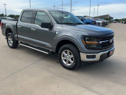 Used 2025 Ford F150 XLT w/ Equipment Group 301A Standard AWD/4WD image 2
