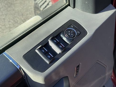 Used 2017 Ford F150 XLT w/ Equipment Group 302A Luxury image 11