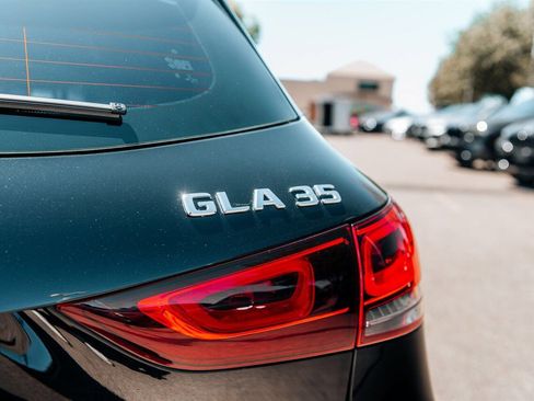 Used 2023 Mercedes-Benz GLA 35 AMG 4MATIC image 13