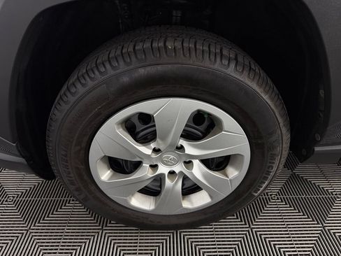 Used 2020 Toyota RAV4 LE w/ Carpet Mat Package FWD image 10