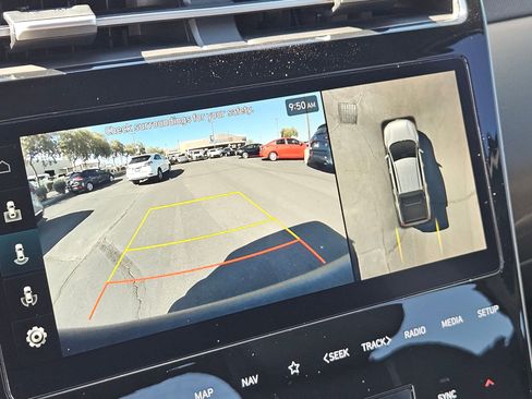 Used 2023 Hyundai Santa Cruz Limited image 19