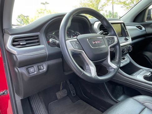 Used 2023 GMC Acadia SLT w/ Elevation Edition FWD image 10
