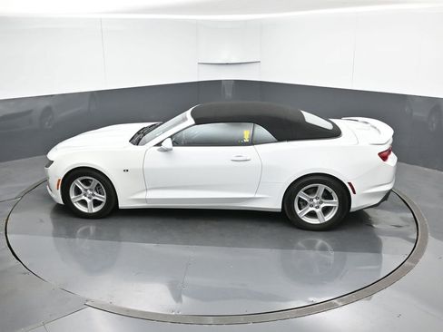 Used 2022 Chevrolet Camaro LT image 40