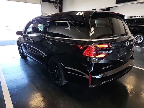 Used 2025 Honda Odyssey Sport-L image 4