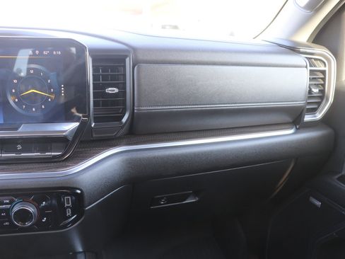 Used 2024 Chevrolet Silverado 1500 RST w/ Convenience Package II AWD/4WD image 28