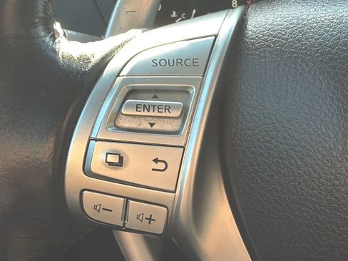 Used 2018 Nissan Altima 2.5 SR FWD image 21